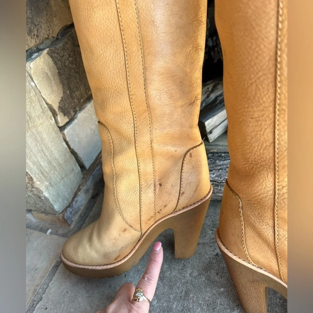Marc by Marc Jacobs leather women’s knee high vintage boots Sz-5 (35). A